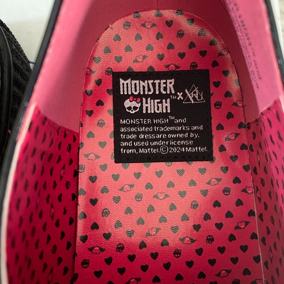 Monster High | NWOB cyber Y2K grunge Dracula YRU platform creepers - Picture 5 of 12